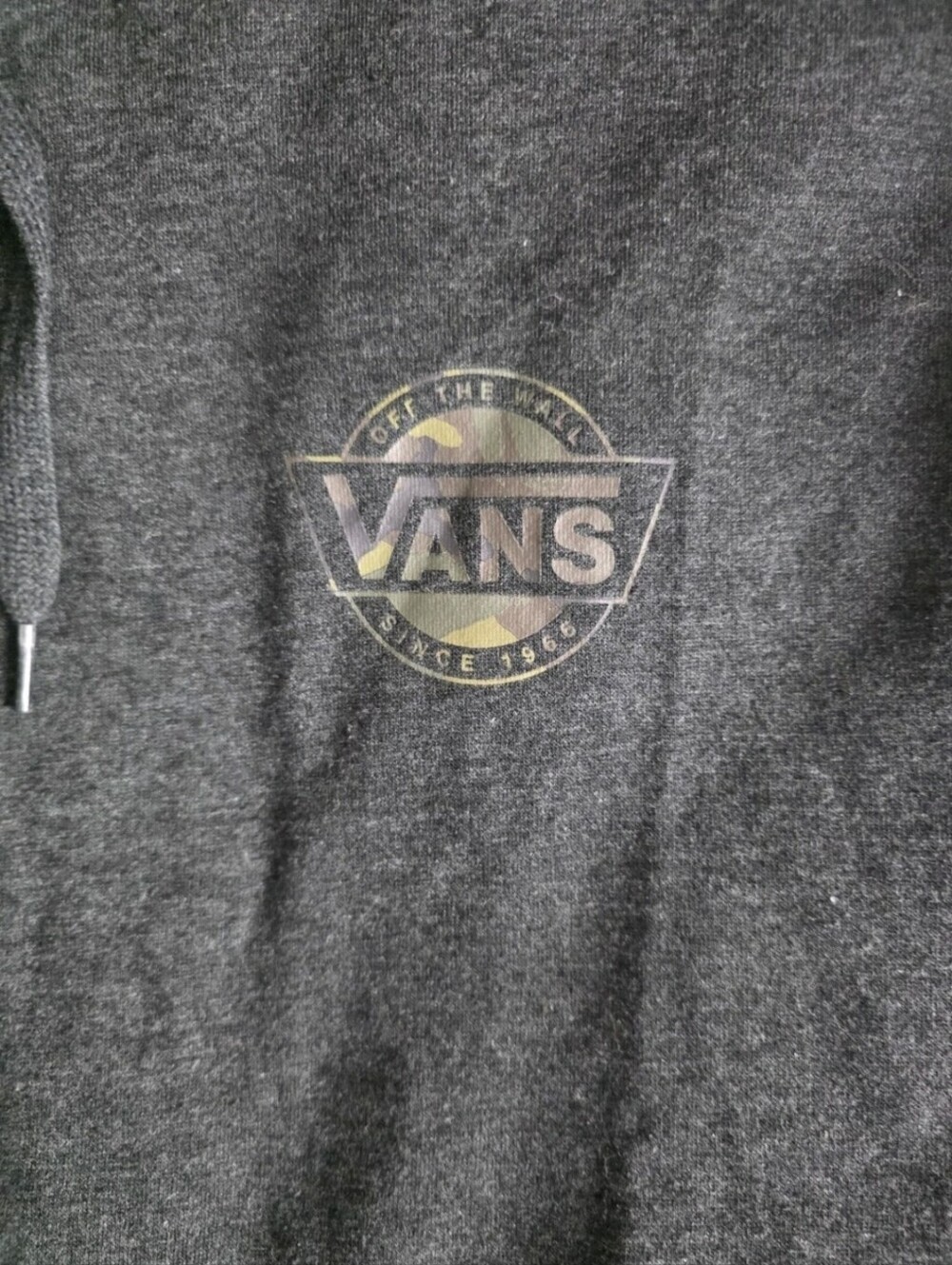 Vans Mens Dark GrayGraphic Camo Print Logo Pullover Hoodie NWOT NEVER WORN! - Picture 3 of 6
